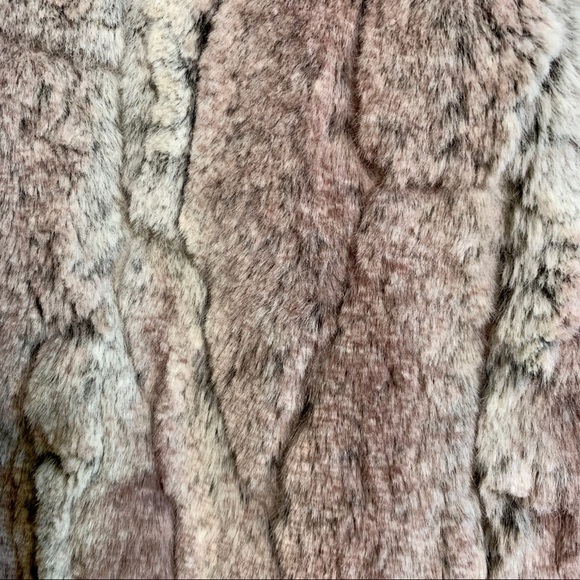 Dylan Faux Fur Vest - Picture 7 of 14